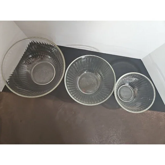 3 PYREX Ribbed Glass Nesting Mixing Bowls 3/6/10 Cups Clear #7401,7402, 7403 USA - Picture 2 of 16